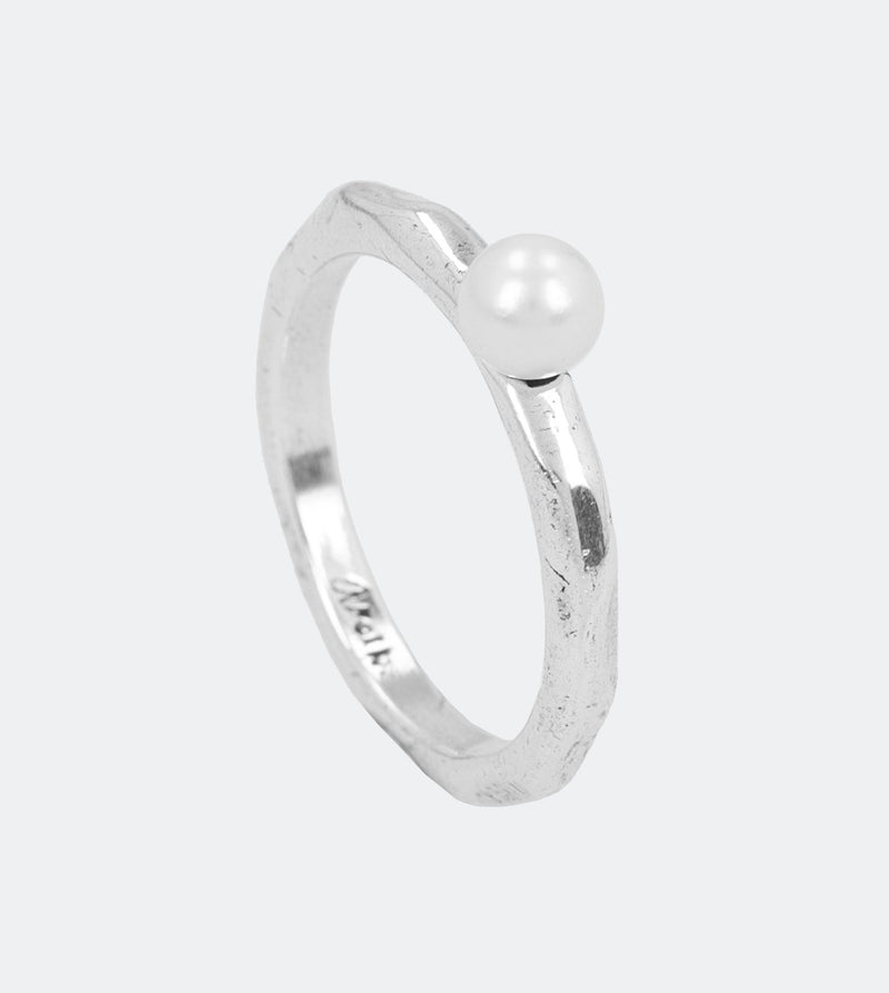 Silver plated ring with Fehu pearl